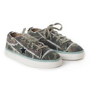 Myra Bag Camouflage Sneakers with Star Patch
